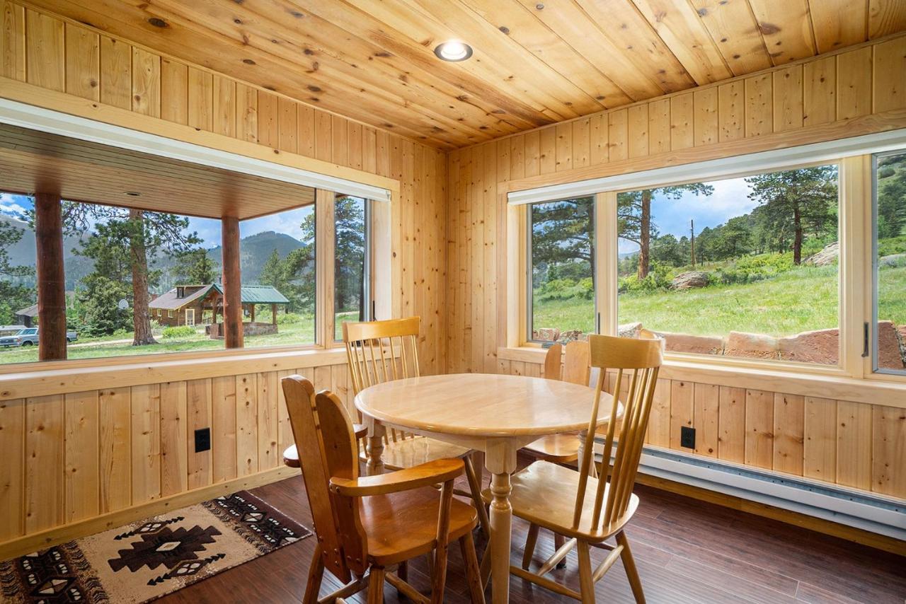 Frontier Mountain Retreat - Monthly Long-Term Vacation Rental 30 Days Minimum -- Estes Park Apts Exterior photo