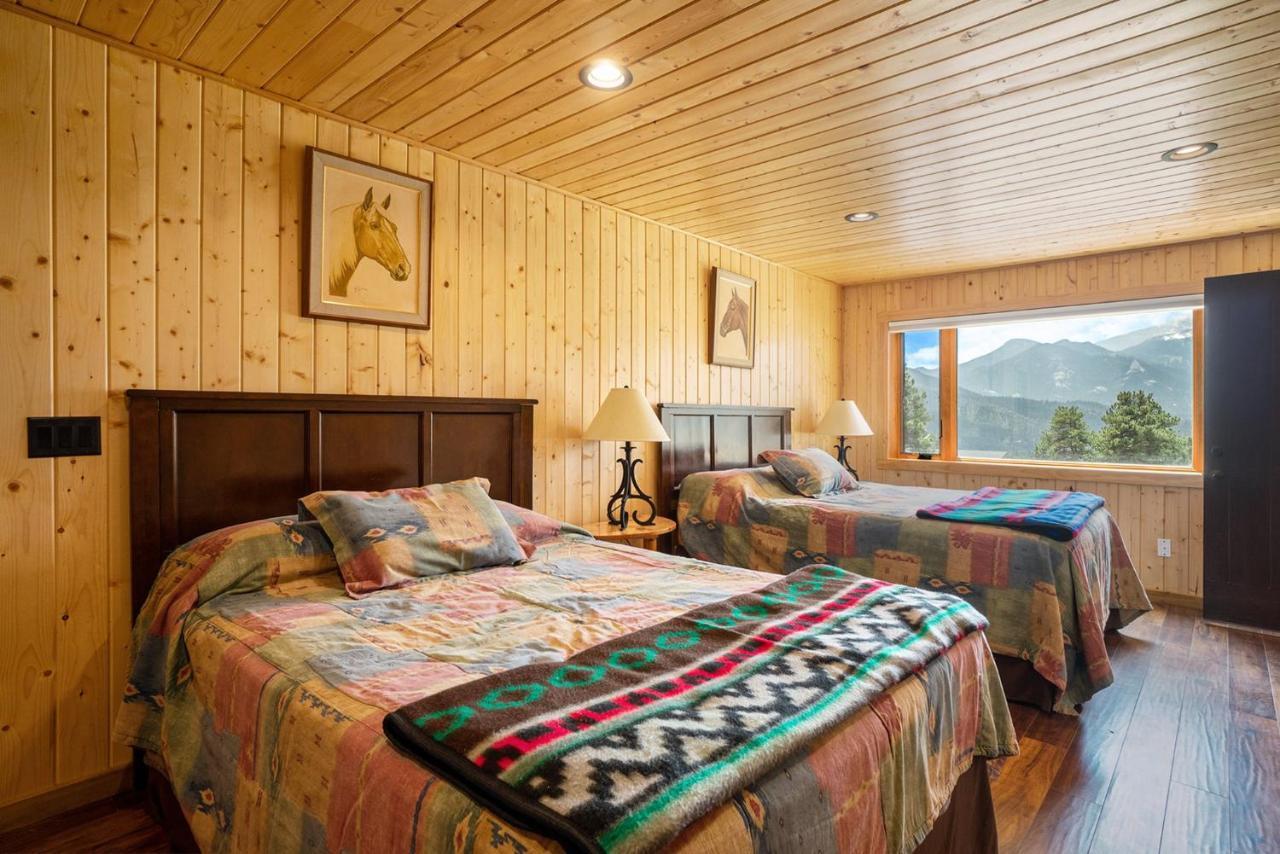 Frontier Mountain Retreat - Monthly Long-Term Vacation Rental 30 Days Minimum -- Estes Park Apts Exterior photo